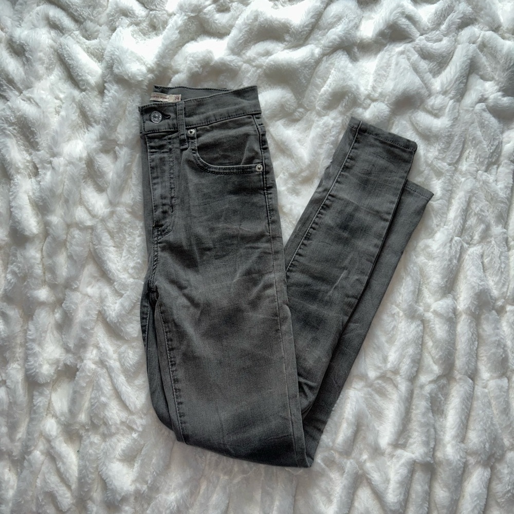 Levi’s Mile High Super Skinny Jeans